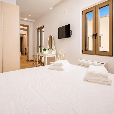 Bon Filius - Luxury Private W Pool In Crete * Chania (Crete)